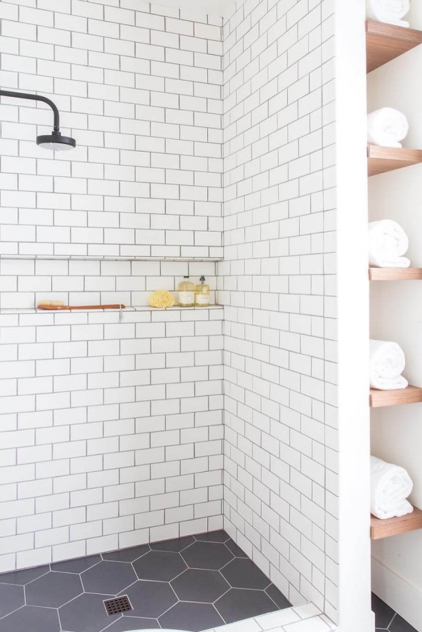 Дизайн ванних кімнат з душовими кабінами. Фото 43
