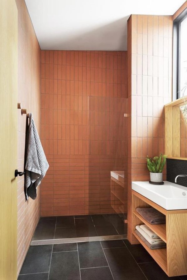 Дизайн ванных комнат с душевыми кабинами. Фото 20