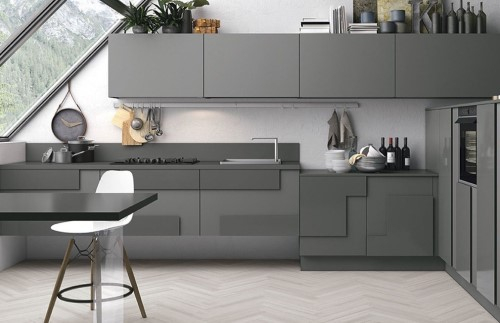 Кухня у сірому кольорі