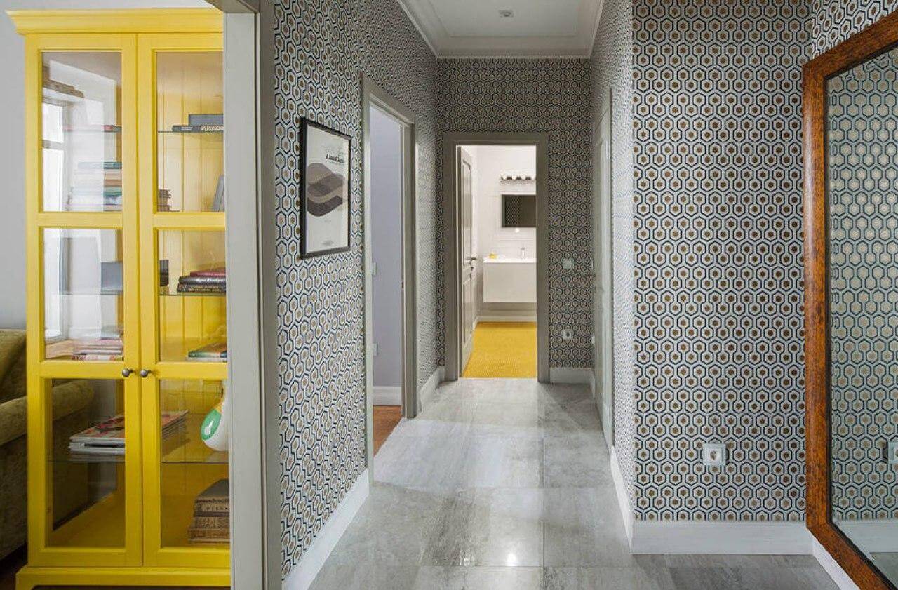 Мозаика на стену: 57 фото настенной плитки в прихожей и гостиной, стеновая отделка в коридоре и в ванной, примеры декора