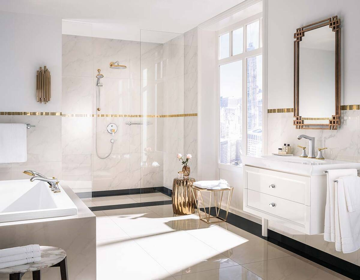 Смеситель скрытого монтажа Metropol для душа в сочетании с другими продуктами из этой ретро-коллекции Смеситель скрытого монтажа Metropol для душа в сочетании с другими продуктами из этой ретро-коллекции